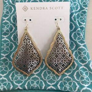 Kendra Scott Adairs (Please read description)